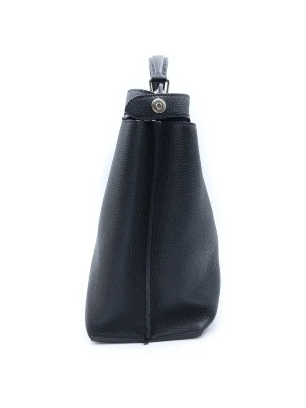 Fendi peekaboo essential